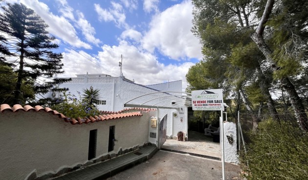 Återförsäljning - Villa -
Pinar de Campoverde - Inland