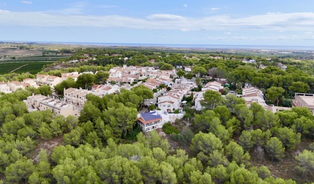 Återförsäljning - Villa -
Pinar de Campoverde - Inland