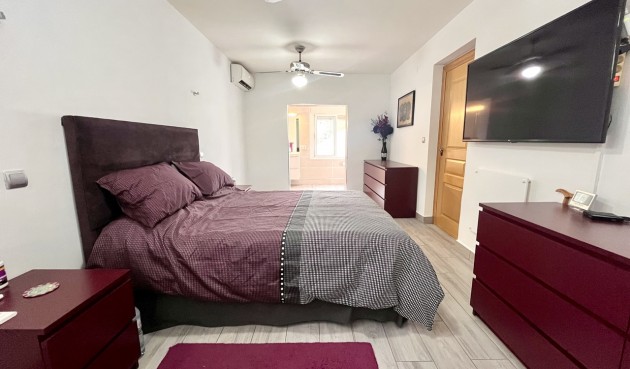 Reventa - Villa -
Pinar de Campoverde - Inland