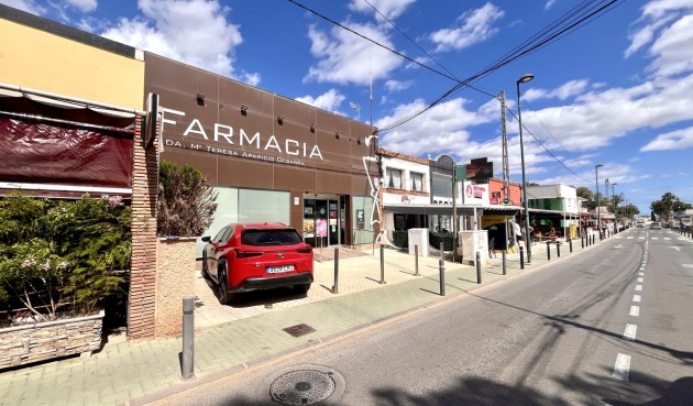 Reventa - Villa -
Pinar de Campoverde - Inland