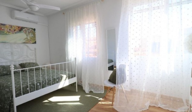 Återförsäljning - Town House -
Orihuela - Inland