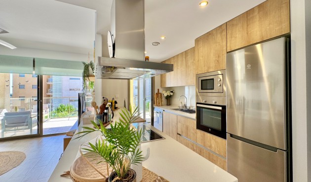 Reventa - Apartment -
Orihuela - Inland