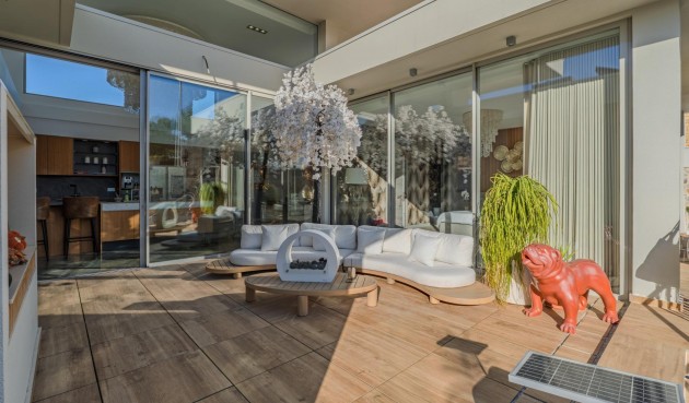 Reventa - Villa -
Benijofar - Costa Blanca