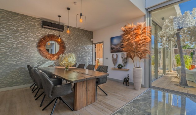 Reventa - Villa -
Benijofar - Costa Blanca