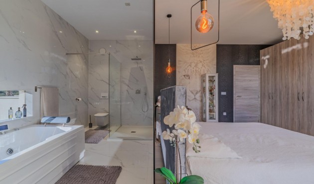 Reventa - Villa -
Benijofar - Costa Blanca