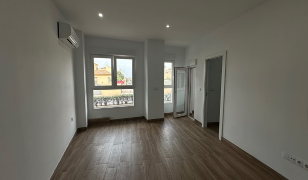 Reventa - Apartment -
Torrevieja - Costa Blanca