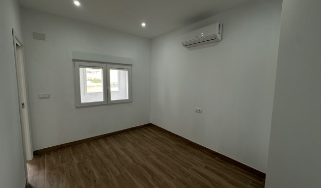 Reventa - Apartment -
Torrevieja - Costa Blanca