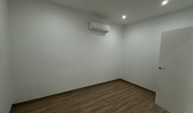 Reventa - Apartment -
Torrevieja - Costa Blanca