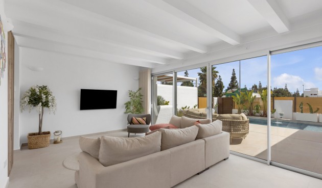 Återförsäljning - Villa -
Los Alcazares - Torre del Rame