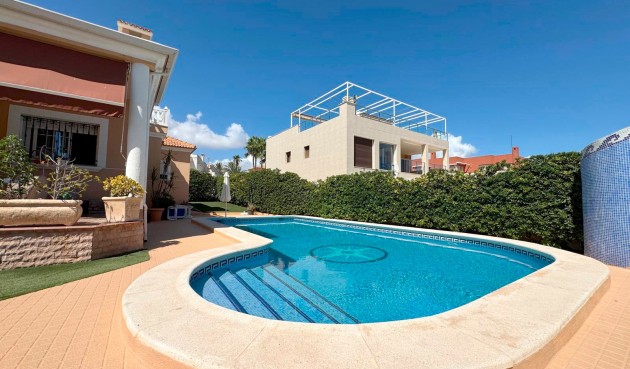 Reventa - Villa -
Torrevieja - Costa Blanca