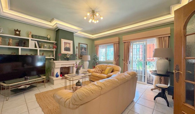Reventa - Villa -
Torrevieja - Costa Blanca