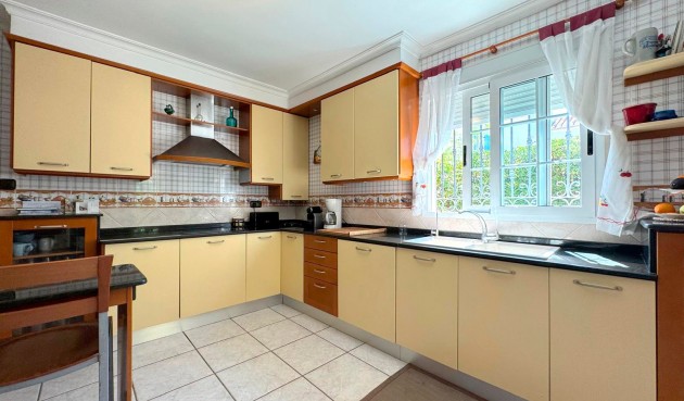 Reventa - Villa -
Torrevieja - Costa Blanca