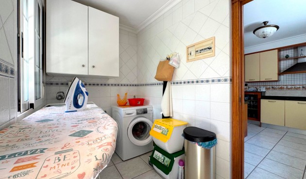 Reventa - Villa -
Torrevieja - Costa Blanca