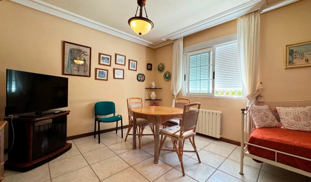 Reventa - Villa -
Torrevieja - Costa Blanca