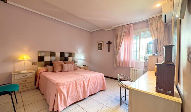Reventa - Villa -
Torrevieja - Costa Blanca