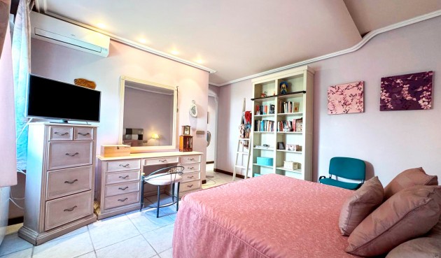 Reventa - Villa -
Torrevieja - Costa Blanca