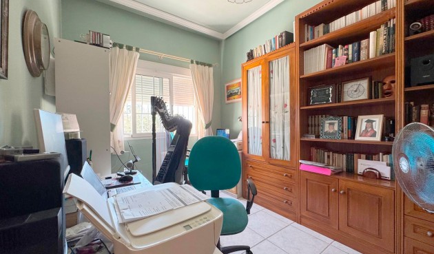 Reventa - Villa -
Torrevieja - Costa Blanca