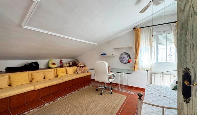 Reventa - Villa -
Torrevieja - Costa Blanca