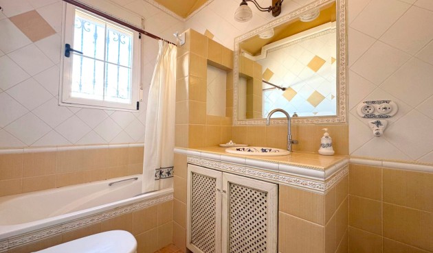 Reventa - Villa -
Torrevieja - Costa Blanca