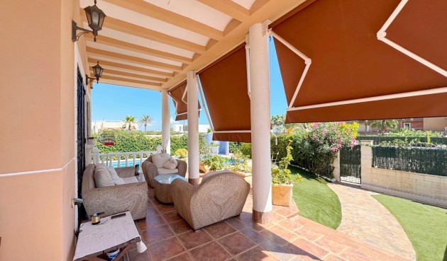 Reventa - Villa -
Torrevieja - Costa Blanca
