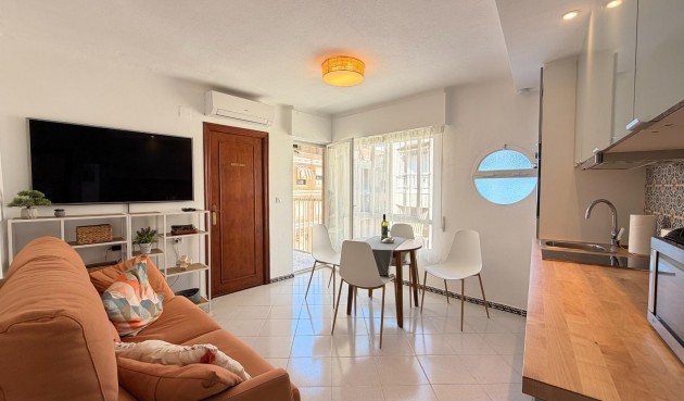 Återförsäljning - Apartment -
Torrevieja - Habaneras