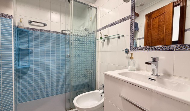 Återförsäljning - Apartment -
Torrevieja - Habaneras