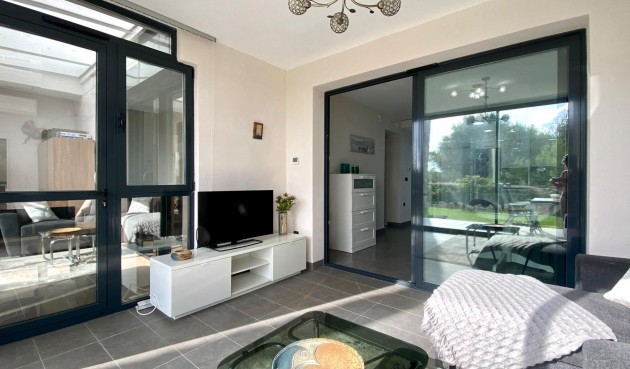 Återförsäljning - Bungalow -
Orihuela Costa - Las Ramblas