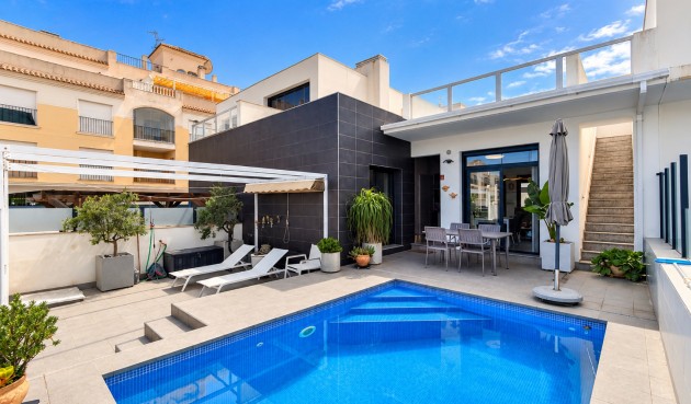 Brukt - Villa -
Formentera del Segura - Costa Blanca