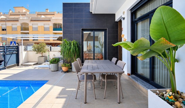 Resale - Villa -
Formentera del Segura - Costa Blanca