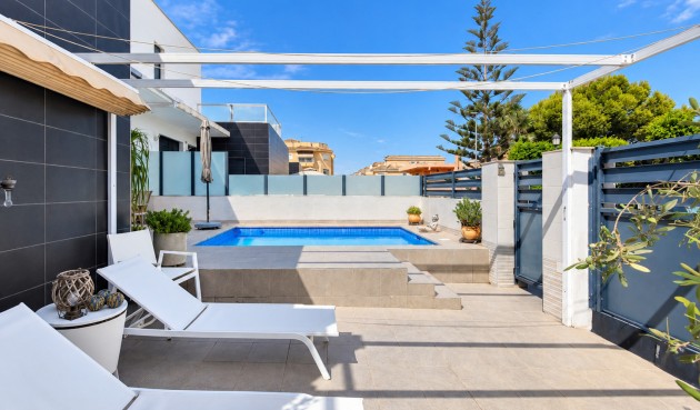 Resale - Villa -
Formentera del Segura - Costa Blanca