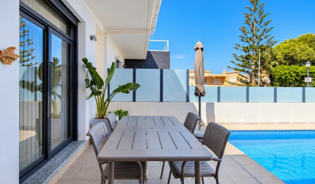 Resale - Villa -
Formentera del Segura - Costa Blanca