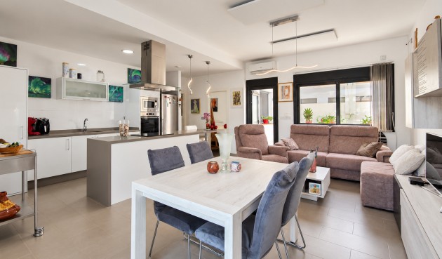Resale - Villa -
Formentera del Segura - Costa Blanca