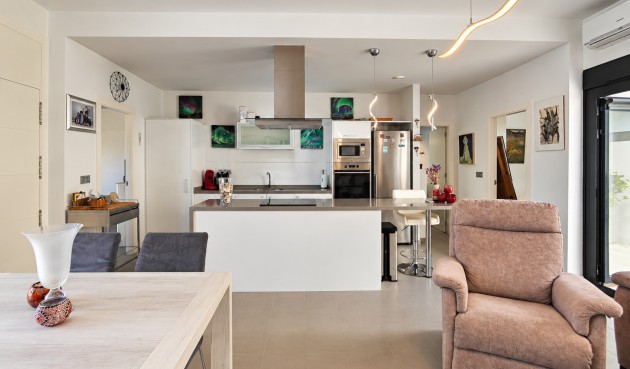 Resale - Villa -
Formentera del Segura - Costa Blanca