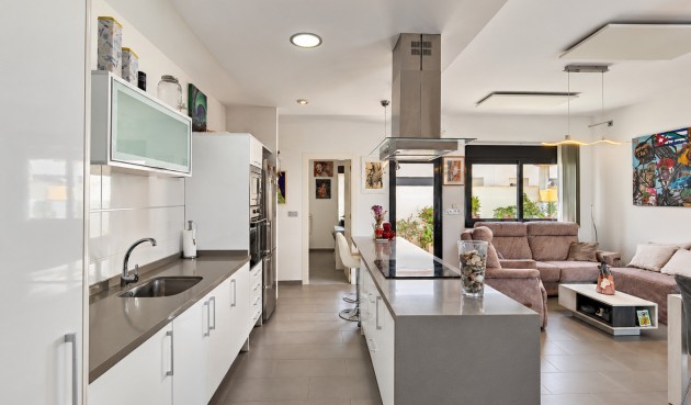 Resale - Villa -
Formentera del Segura - Costa Blanca