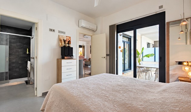 Resale - Villa -
Formentera del Segura - Costa Blanca
