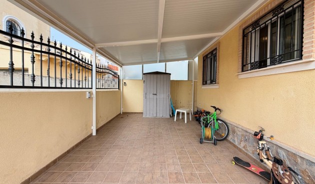 Resale - Villa -
Orihuela Costa - Lomas De Don Juan