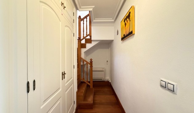 Resale - Villa -
Orihuela Costa - Lomas De Don Juan