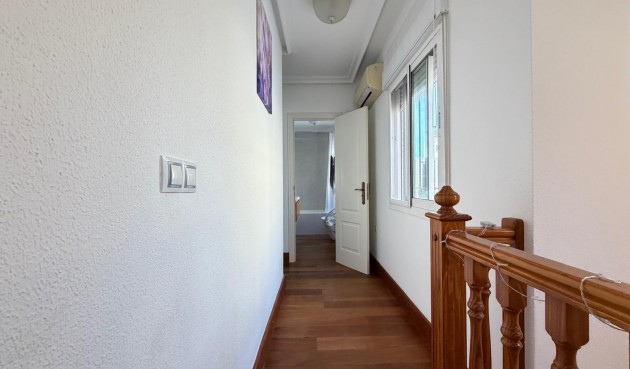 Resale - Villa -
Orihuela Costa - Lomas De Don Juan