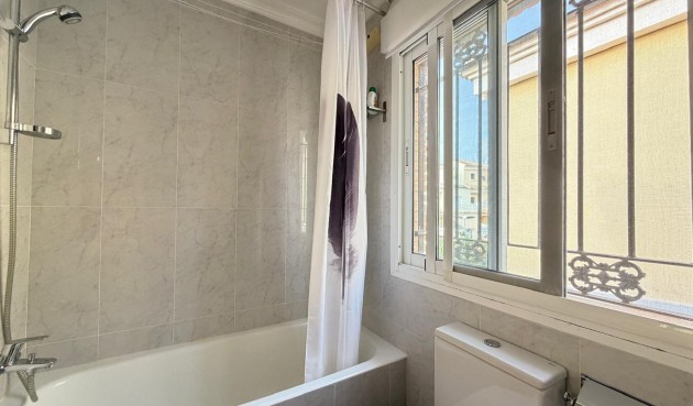 Resale - Villa -
Orihuela Costa - Lomas De Don Juan