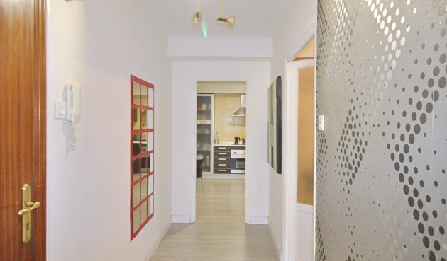 Resale - Apartment -
Elche - Plaza Crevillente-juzgados