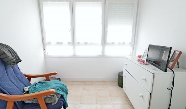 Resale - Town House -
Torrevieja - Playa De Los Naufragos