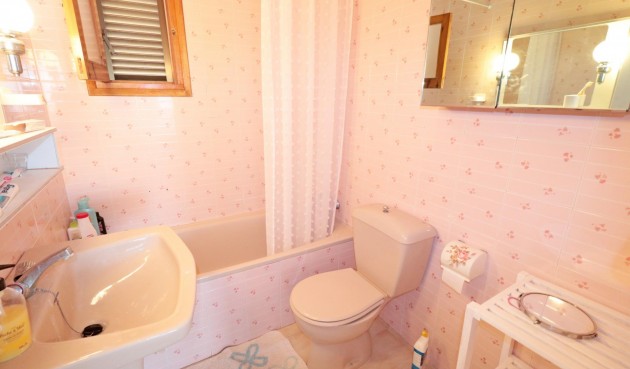 Resale - Town House -
Torrevieja - Playa De Los Naufragos