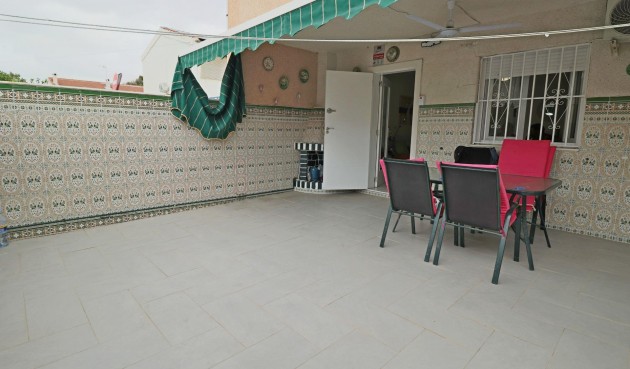 Resale - Town House -
Torrevieja - Playa De Los Naufragos