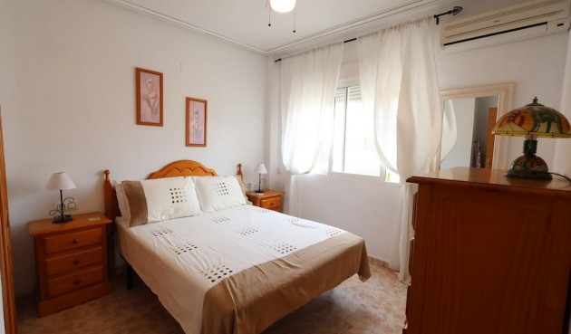 Resale - Bungalow -
Orihuela Costa - Costa Blanca