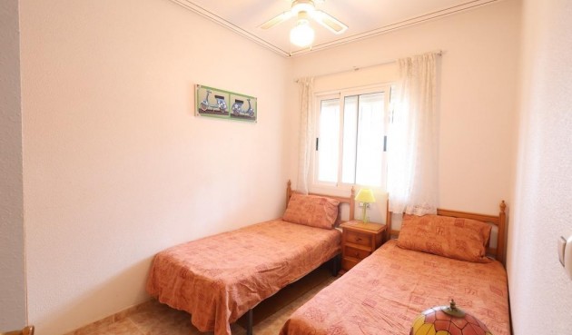 Resale - Bungalow -
Orihuela Costa - Costa Blanca