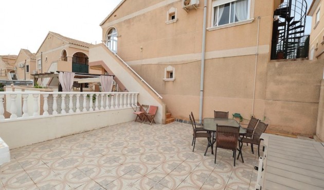 Resale - Bungalow -
Orihuela Costa - Costa Blanca