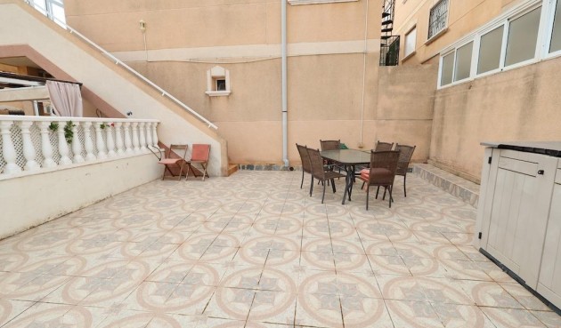 Resale - Bungalow -
Orihuela Costa - Costa Blanca