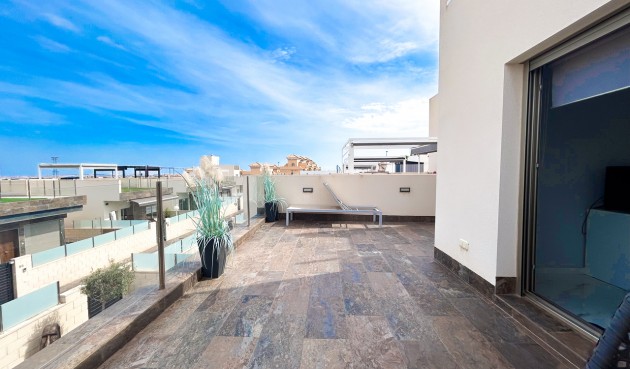 Resale - Villa -
Villamartin - Costa Blanca