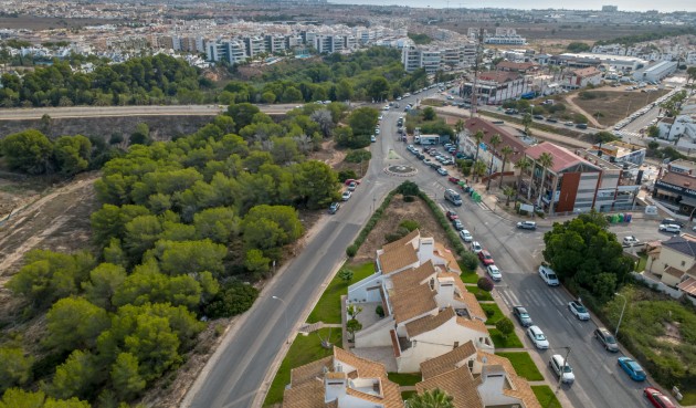 Resale - Bungalow -
Orihuela Costa - Costa Blanca