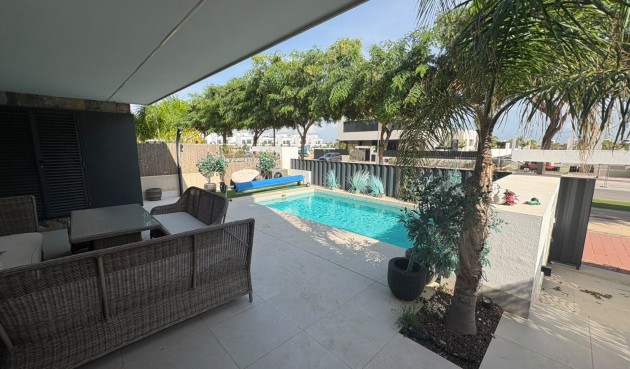 Reventa - Villa -
Torre Pacheco - Inland